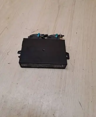 Audi A4 S4 B5 8D Parking PDC control unit/module 10390 375020315A02