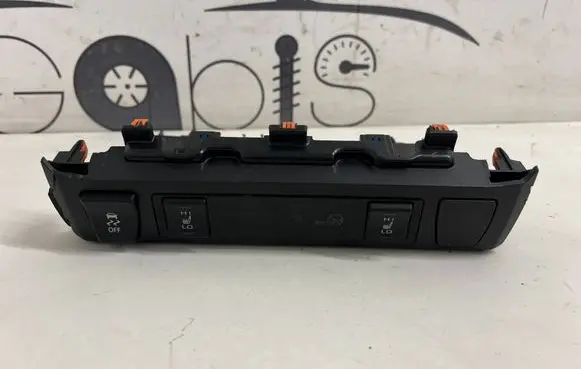 Toyota RAV 4 (XA50) Seat heating switch 8395042540