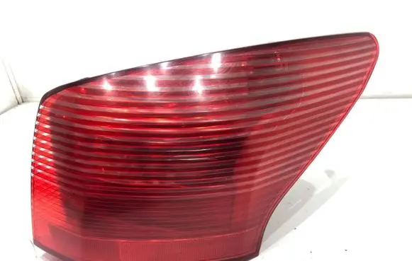 Peugeot 407 Rear/tail lights
