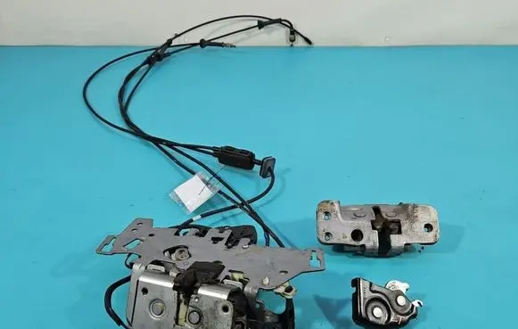 Dodge Caravan Rear door lock 25000282 IMPRK1536777