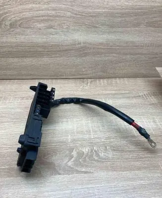 Mercedes-Benz E W211 Fuse module 2115452301 013948411