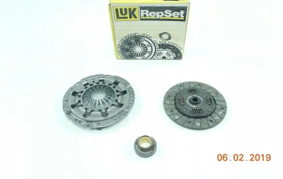 Opel Corsa B Clutch set kit 620229300