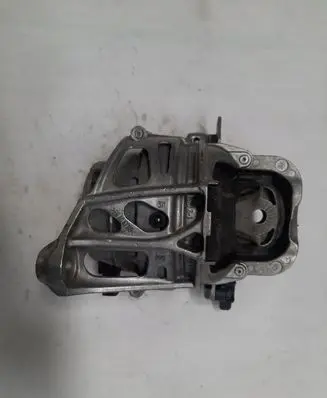Audi A8 S8 D5 Engine mount bracket 4M0199255R