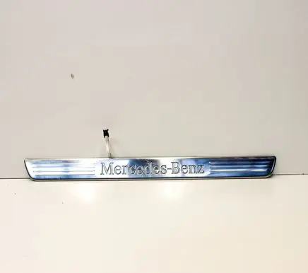 Mercedes-Benz GL X166 Front sill trim cover A1666801335