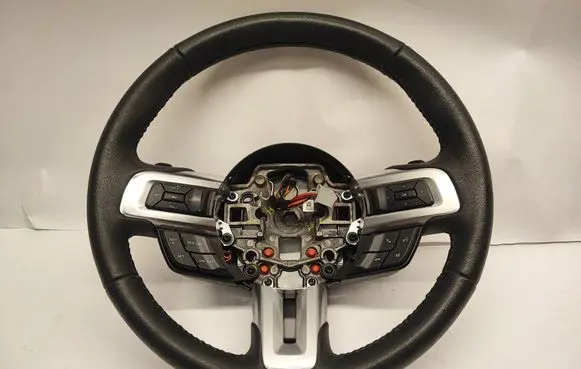 Ford Mustang VI Steering wheel JR33C699D90NA3ZHE