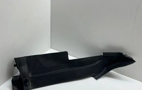 Audi Q7 4M Fender end trim 4M0821169B