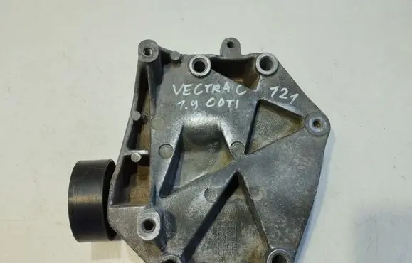 Opel Vectra C Engine mounting bracket 55187675