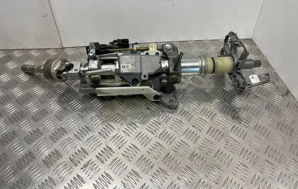 BMW 5 E60 E61 Steering wheel axle 6786910