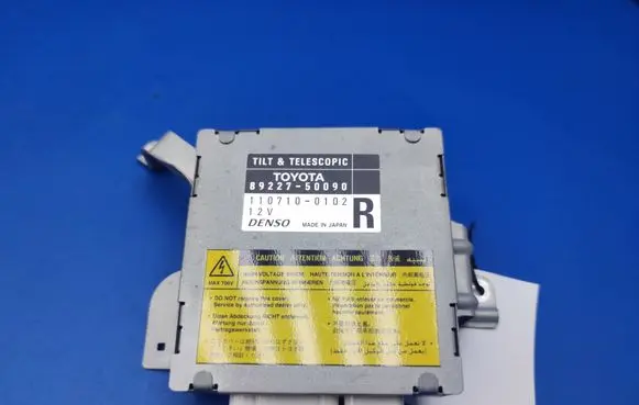 Lexus LS 430 Steering rack control module 8922750090 1107100102