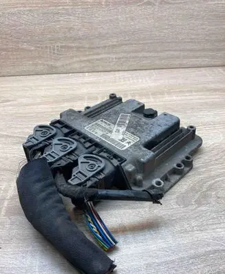 Peugeot 206 Engine control unit/module ECU 9658556780 0281011789