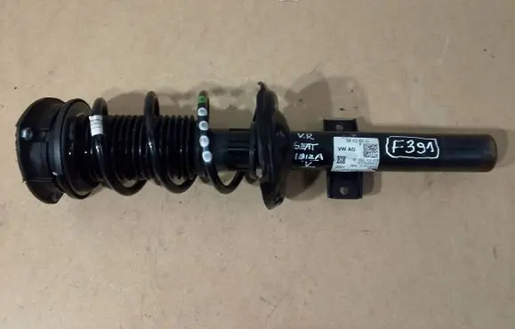 Seat Ibiza V (KJ) Front shock absorber/damper 2Q0413031AJ