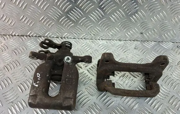 Opel Astra K Rear brake caliper