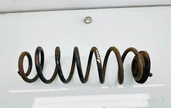 Volkswagen Touran II Rear coil spring 43437