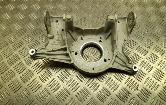 Tesla Model Y Engine mounting bracket 104403700C