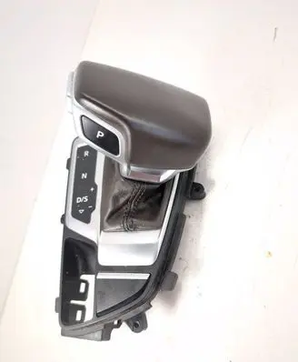 Audi Q7 4M Gear shifter surround trim plastic 4M1713111F 100103314