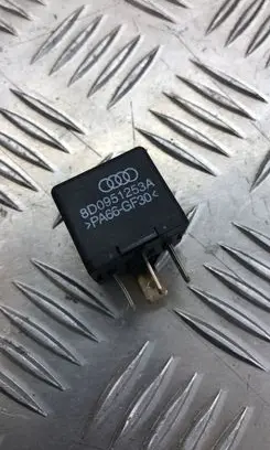 Audi A4 S4 B7 8E 8H Other relay 8D0951253A