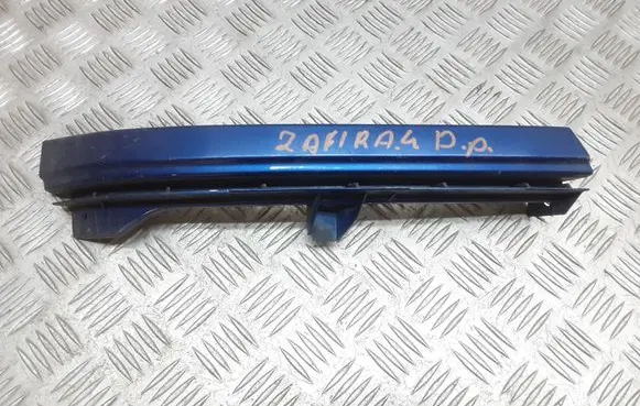 Opel Zafira A Under headlight/headlamp trim 90580652
