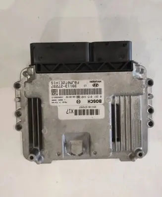 Hyundai Tucson JM Engine control unit/module 3911327297 0281015440 3911827297