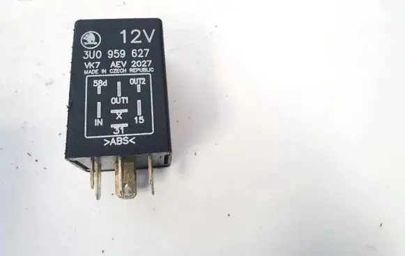 Skoda Superb B5 (3U) Other relay 3u0959627 445