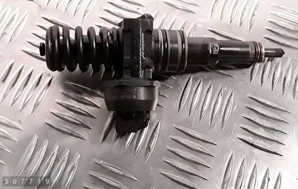 Volkswagen Sharan Fuel injector 038130073bp 0414720314