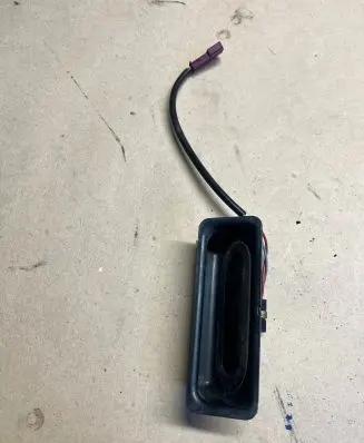 BMW 5 E60 E61 Tailgate trunk handle 8360676 E796900324