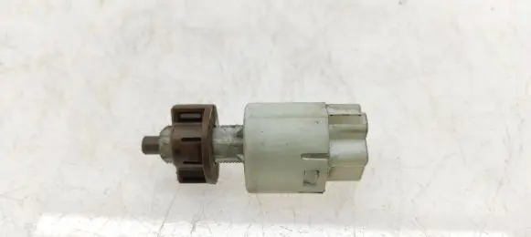 Toyota Avensis Verso Brake pedal sensor switch