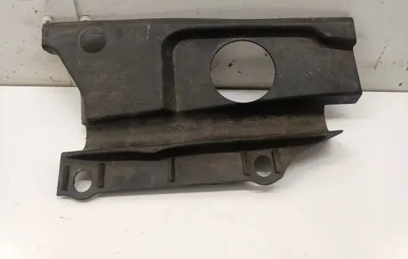Audi TT TTS RS Mk3 8S Fender end trim 8S0821943A