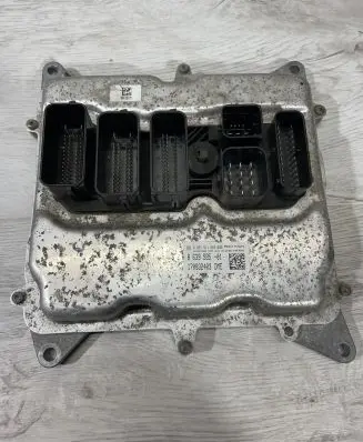 BMW 4 F36 Gran coupe Engine control unit/module 8639595 170832403 0261S11653