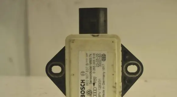 Audi A4 S4 B7 8E 8H ESP acceleration yaw rate sensor 8E0907637B 0265005618 3000160