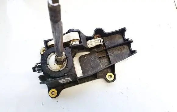 Opel Astra G Gear shifter/selector 09138077at