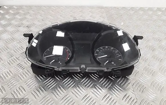 Speedometer (instrument cluster)