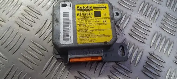 Renault Scenic I Airbag control unit/module 7700415231k 550509900