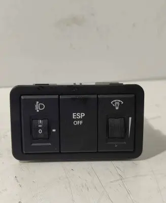 Hyundai i20 (PB PBT) Other switches/knobs/shifts 937001J700 SW08