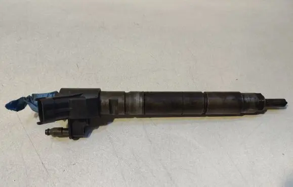 Volvo XC60 Fuel injector 31272690 00394