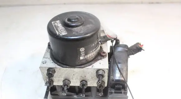 Volkswagen Golf IV ABS Pump