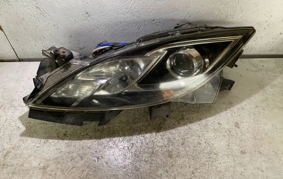 Mazda 6 Headlight/headlamp