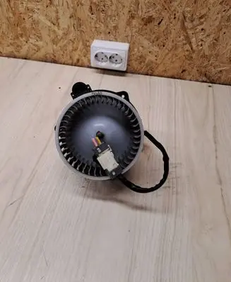 KIA Ceed Heater fan/blower F00S33F012