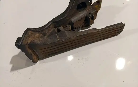 Skoda Octavia Mk2 (1Z) Accelerator throttle pedal 1K1721503L