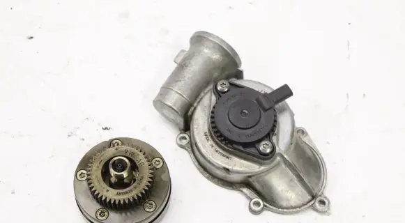 Skoda Octavia Mk3 (5E) Camshaft 04L109088