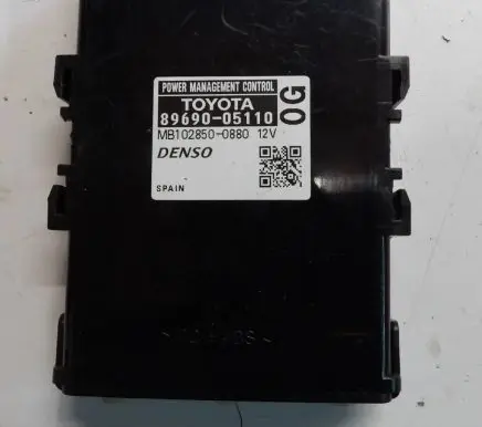 Toyota Avensis T270 Engine control unit/module ECU 8969005110 8960005110
