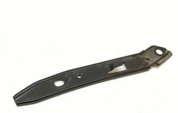 Mercedes-Benz E W213 Front bumper mounting bracket A2138851704