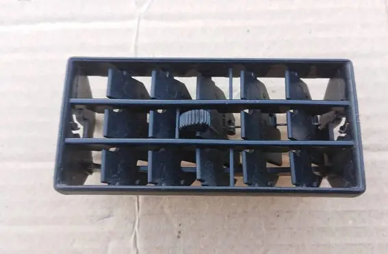 Volkswagen Golf II Dash center air vent grill 191819707B 191819719A GEPMANV