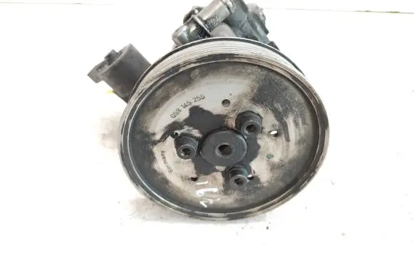 Audi A8 S8 D2 4D Power steering pump 059145255