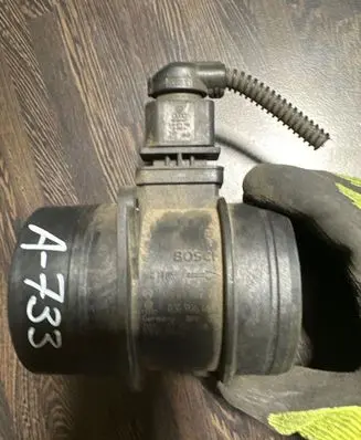 Audi A6 S6 C6 4F Mass air flow meter 0281002735