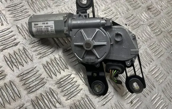 Volkswagen Golf Sportsvan Rear window wiper motor 5G0955711
