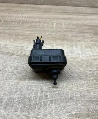 Opel Zafira A Headlight level adjustment motor PPGF20