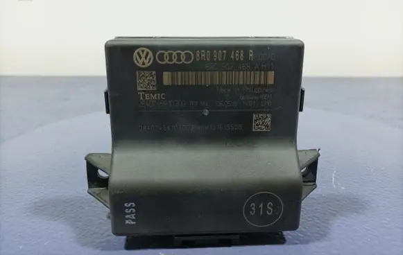 Audi Q5 SQ5 Gateway control module 8R0907468R