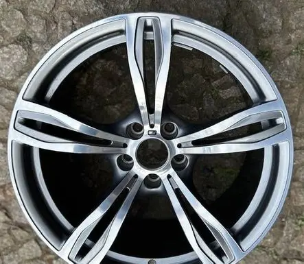 BMW M6 R20 alloy rim 2283402
