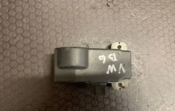 Volkswagen PASSAT B6 Steering wheel lock 216002011