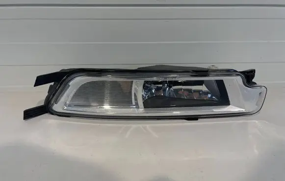 Volkswagen PASSAT B8 Front fog light 3G0941662H